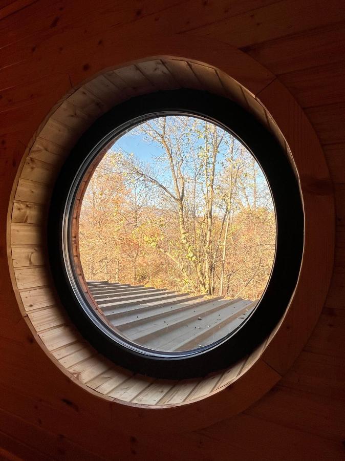Moodysun Studio, Remote Tiny Home 科马尔尼克 外观 照片